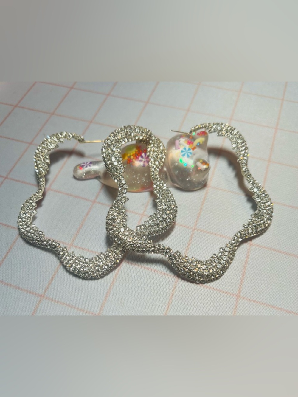 Rhinestone Wave Hoop Earrings with Glittery Resin Studs